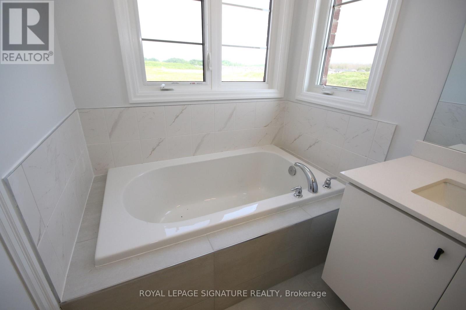 131 Union Boulevard, Wasaga Beach, Ontario  L6Z 0P1 - Photo 23 - S13687410