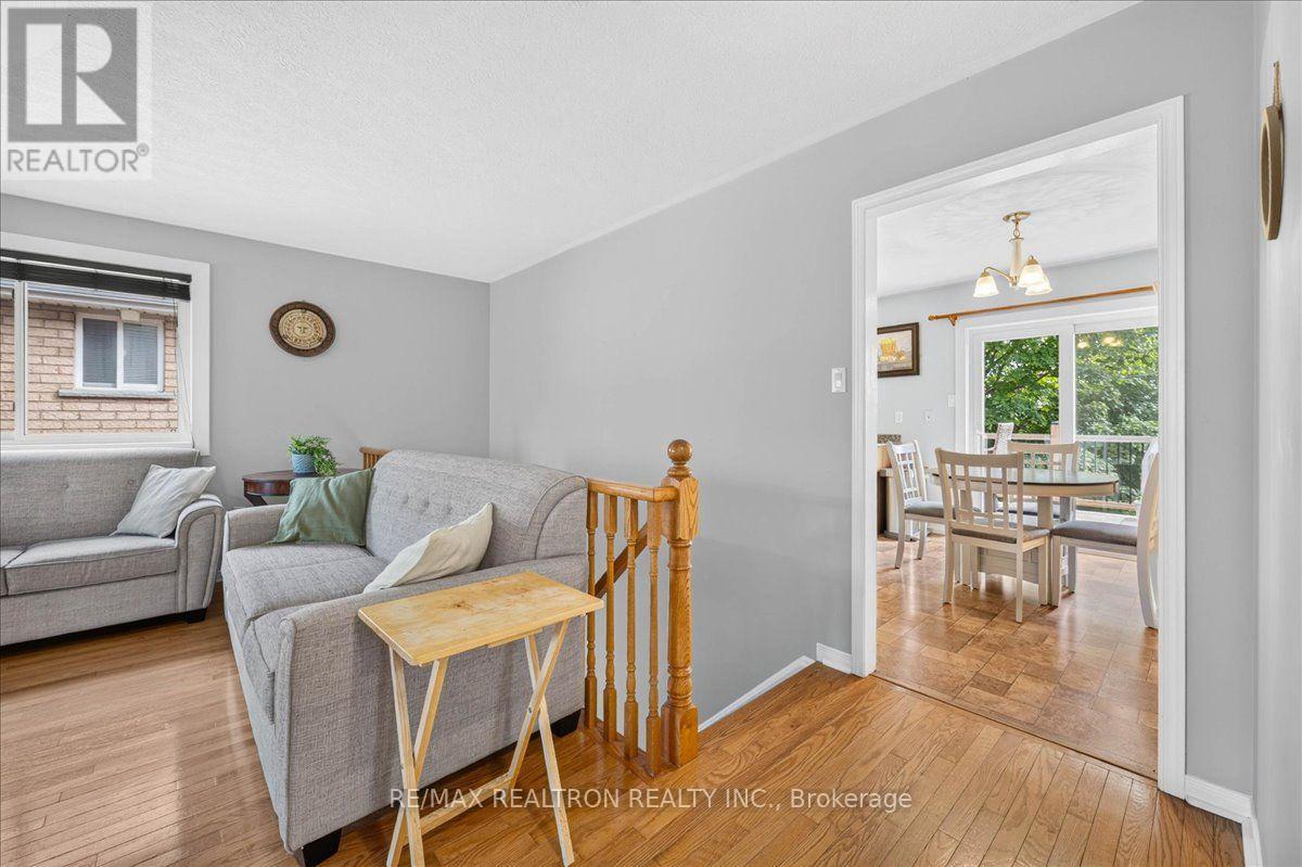 67 Vanessa Drive, Orillia, Ontario  L3V 7W9 - Photo 11 - S13687440