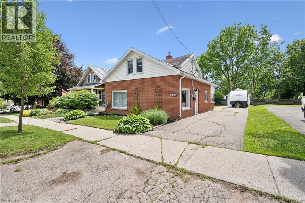 250 St George Street E, Fergus, Ontario  N1M 1K4 - Photo 2 - 40840957