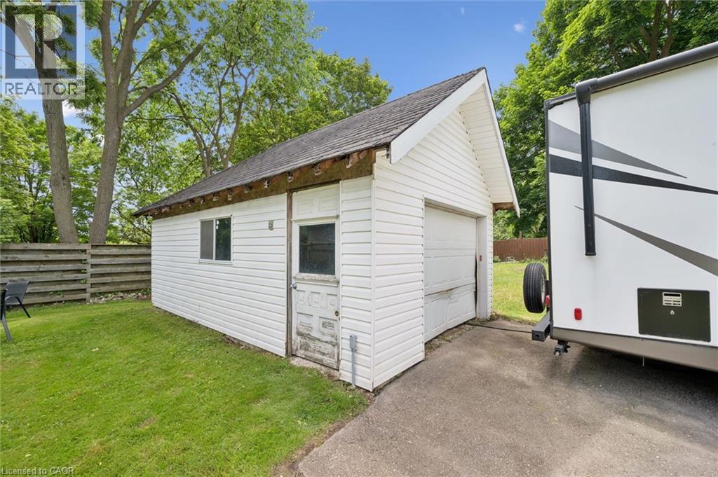 250 St George Street E, Fergus, Ontario  N1M 1K4 - Photo 34 - 40840957