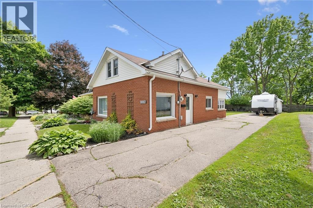 250 ST GEORGE Street E, Fergus, Ontario