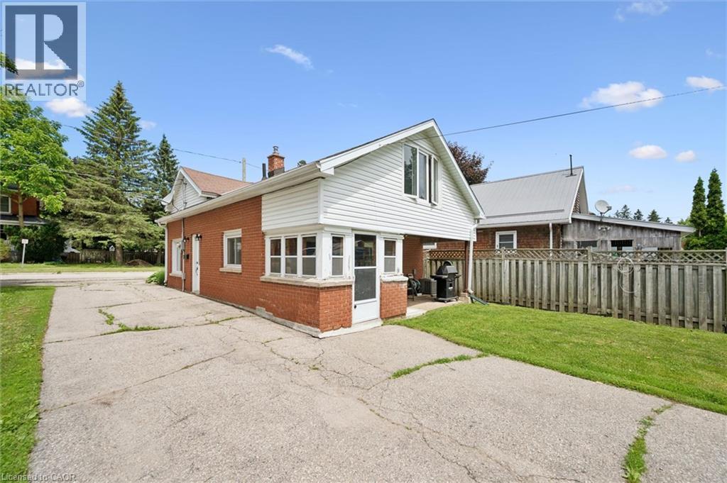 250 St George Street E, Fergus, Ontario  N1M 1K4 - Photo 28 - 40840957