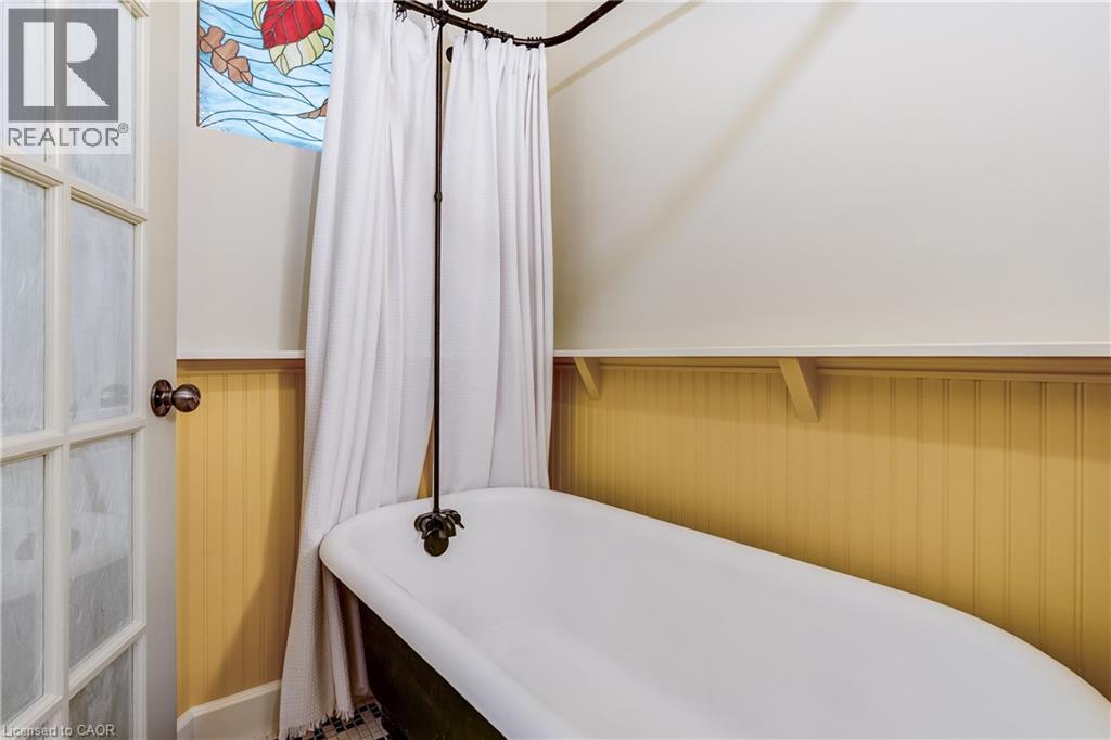 148 St Andrews Drive, Hamilton, Ontario  L8K 6C3 - Photo 7 - 40850835