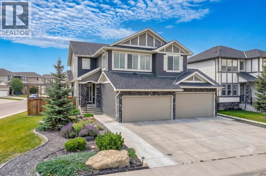 37 Rainbow Falls Boulevard, Chestermere, Alberta  T1X 0S9 - Photo 1 - A2335091