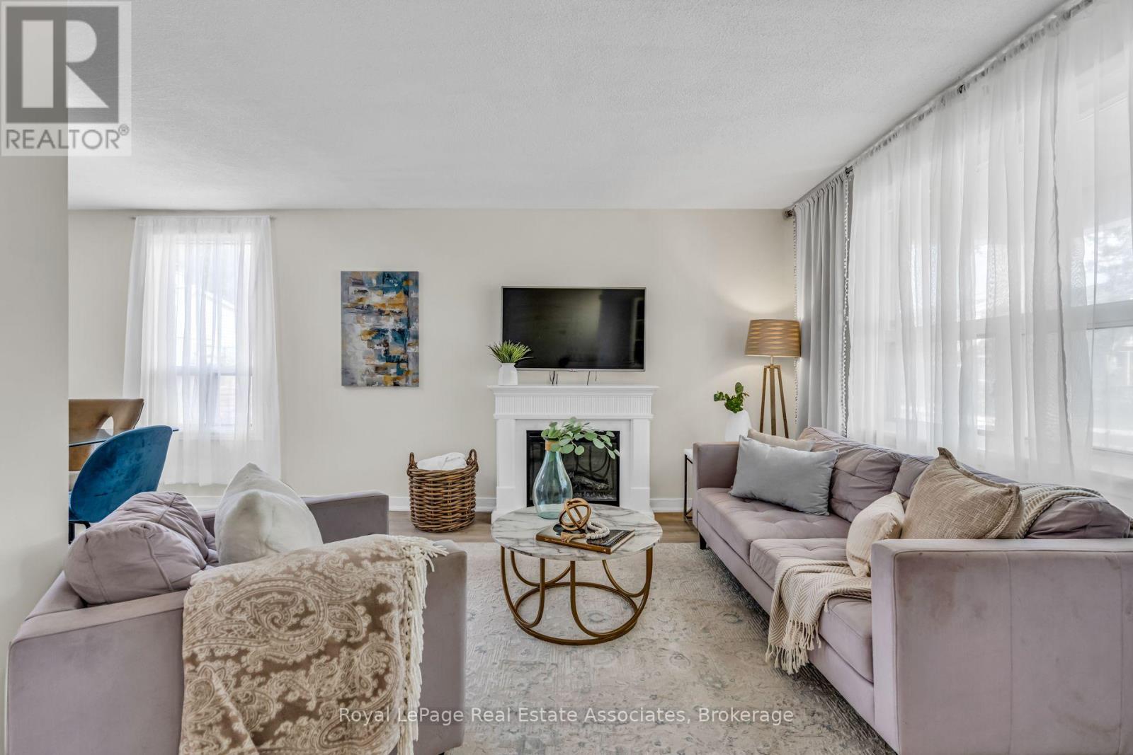 62 Rowntree Avenue, Toronto, Ontario  M6N 1R9 - Photo 11 - W13687202