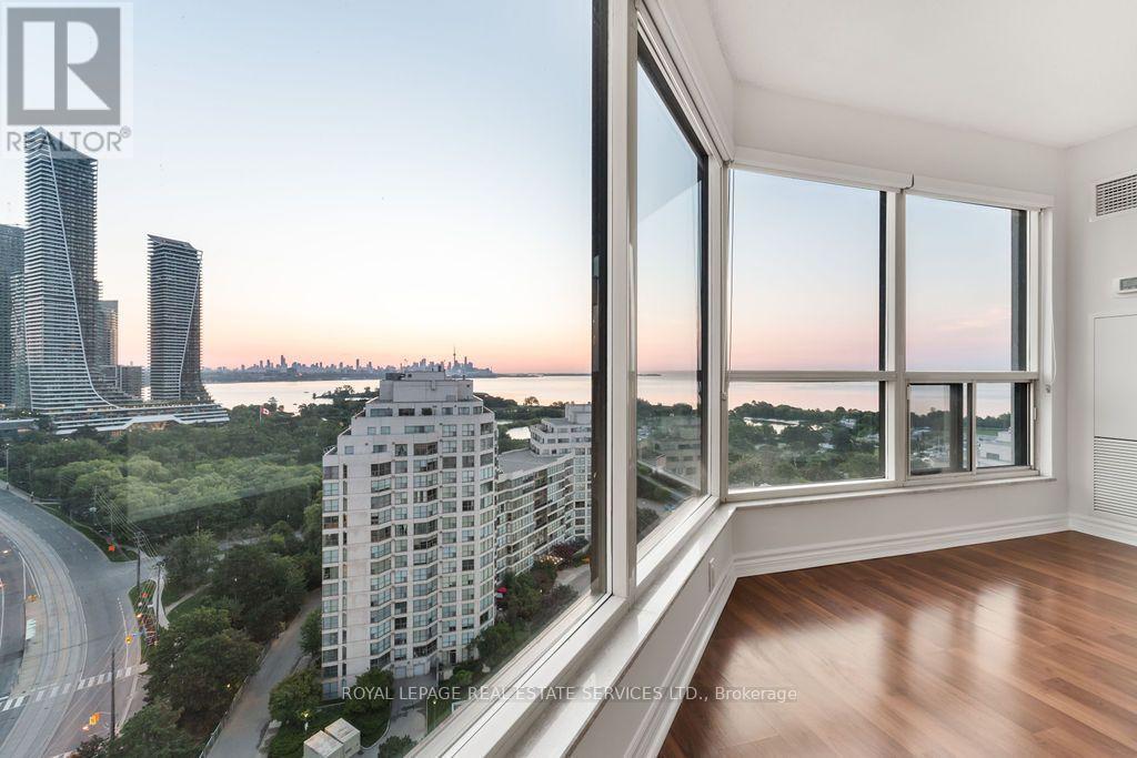 2105 - 2269 Lake Shore Boulevard W, Toronto, Ontario  M8V 3X6 - Photo 10 - W13687238