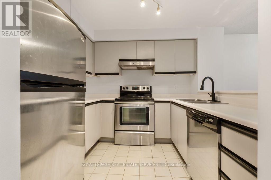 2105 - 2269 Lake Shore Boulevard W, Toronto, Ontario  M8V 3X6 - Photo 6 - W13687238