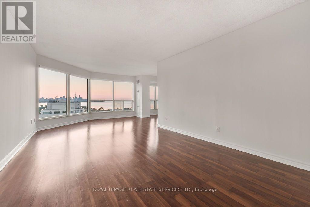 2105 - 2269 Lake Shore Boulevard W, Toronto, Ontario  M8V 3X6 - Photo 9 - W13687238