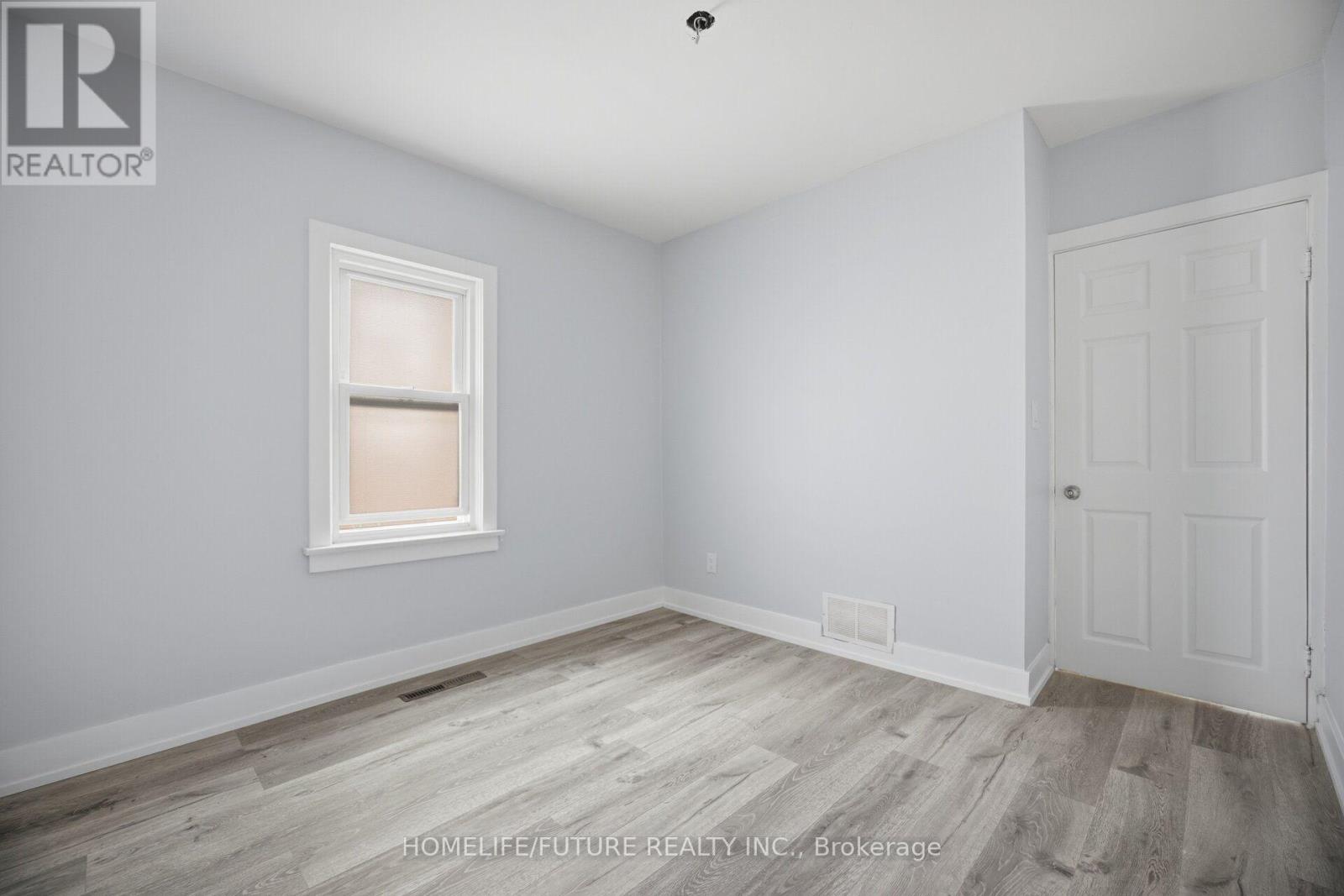 33 Brock Street, Halton Hills, Ontario  L7J 1N3 - Photo 20 - W13687244