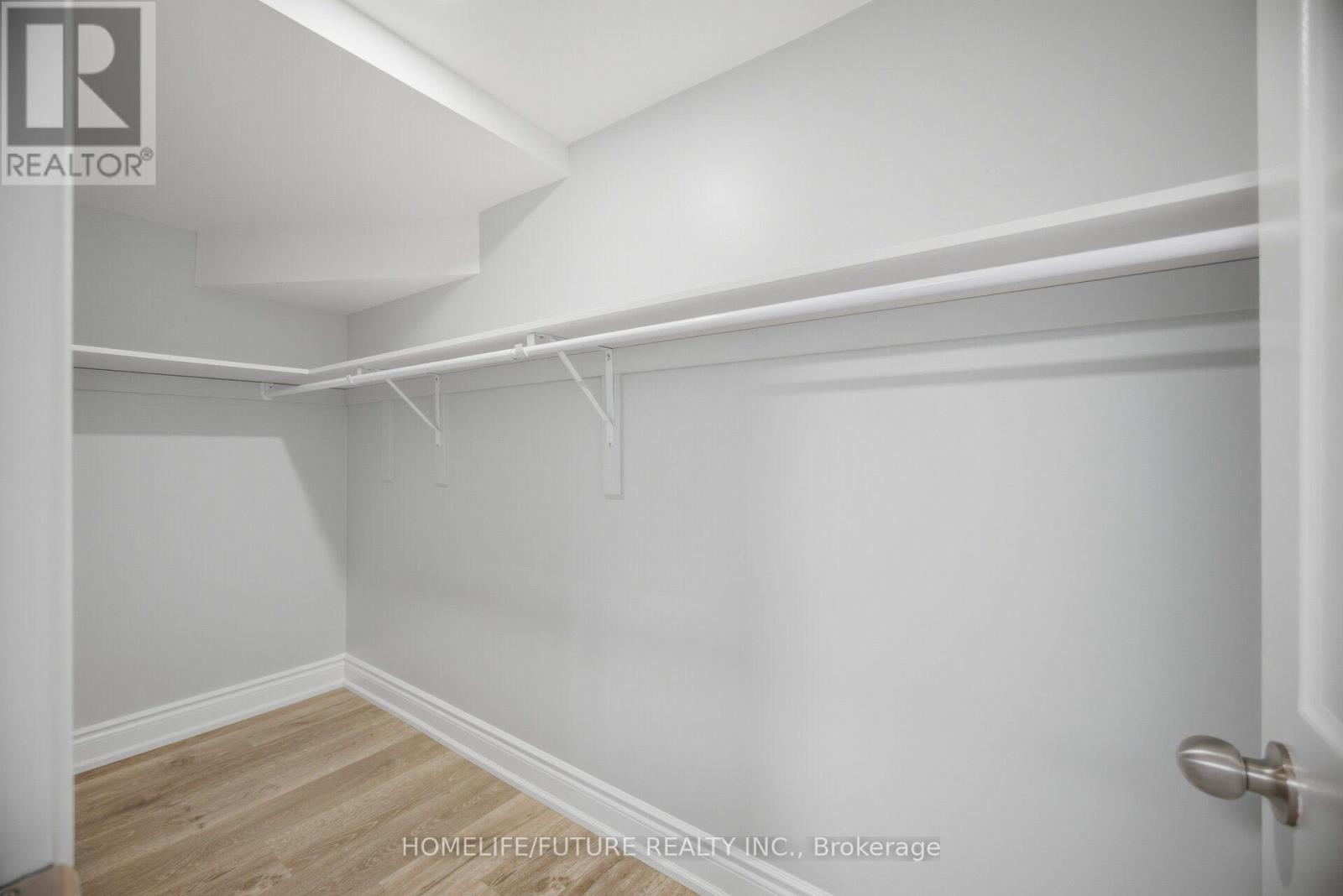33 Brock Street, Halton Hills, Ontario  L7J 1N3 - Photo 38 - W13687244
