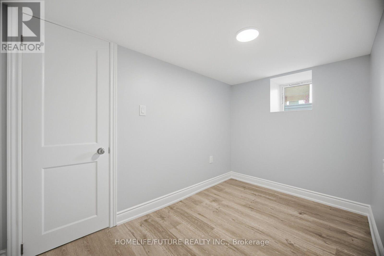 33 Brock Street, Halton Hills, Ontario  L7J 1N3 - Photo 39 - W13687244