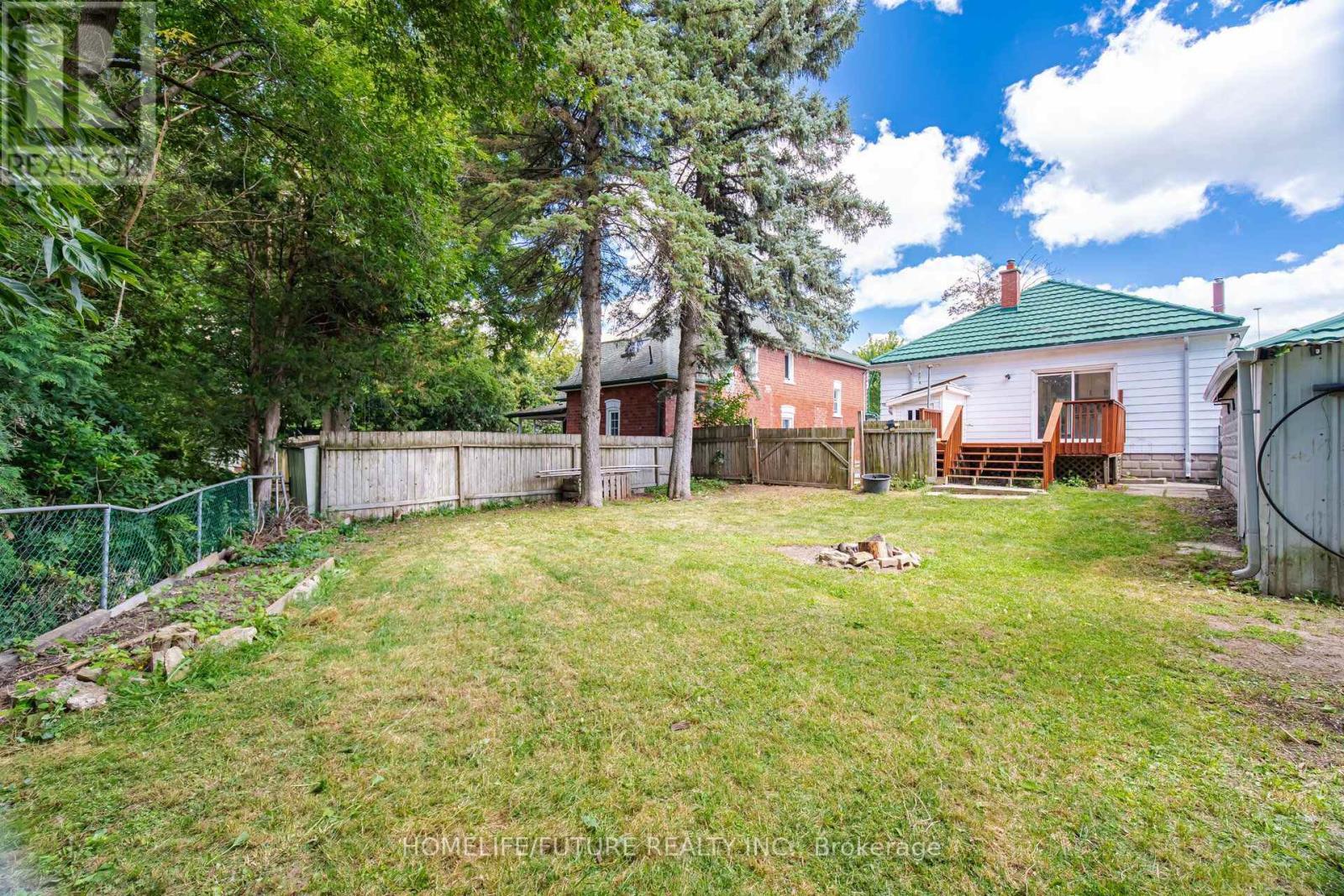 33 Brock Street, Halton Hills, Ontario  L7J 1N3 - Photo 48 - W13687244