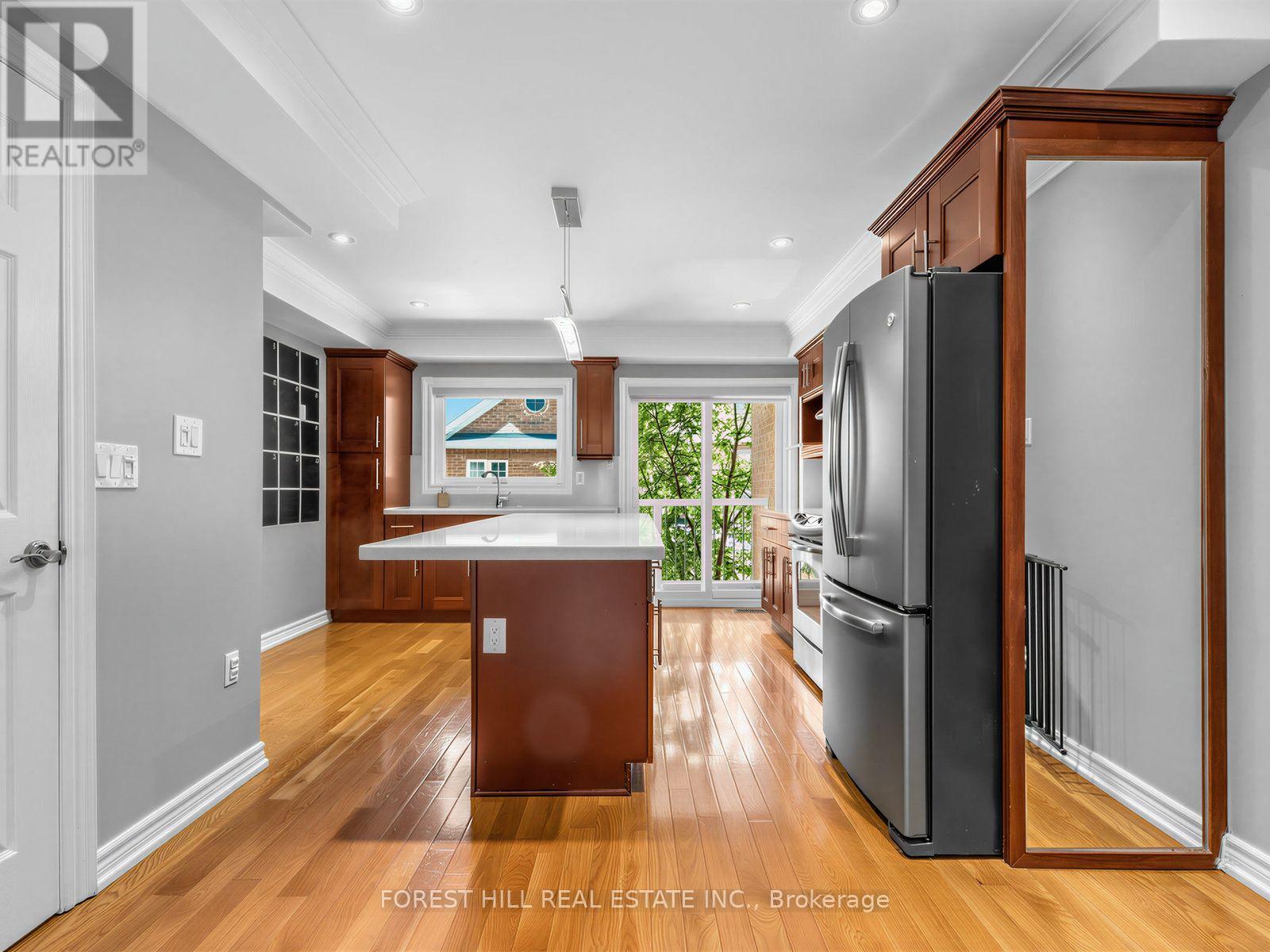 37 Birdstone Crescent, Toronto, Ontario  M6N 5H5 - Photo 17 - W13687270