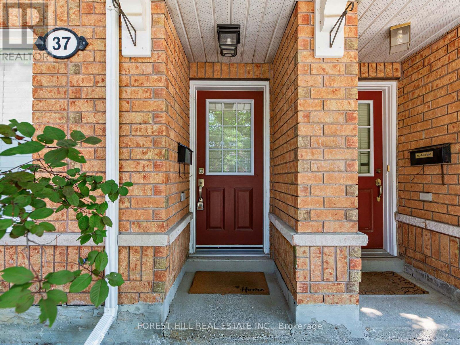 37 Birdstone Crescent, Toronto, Ontario  M6N 5H5 - Photo 3 - W13687270