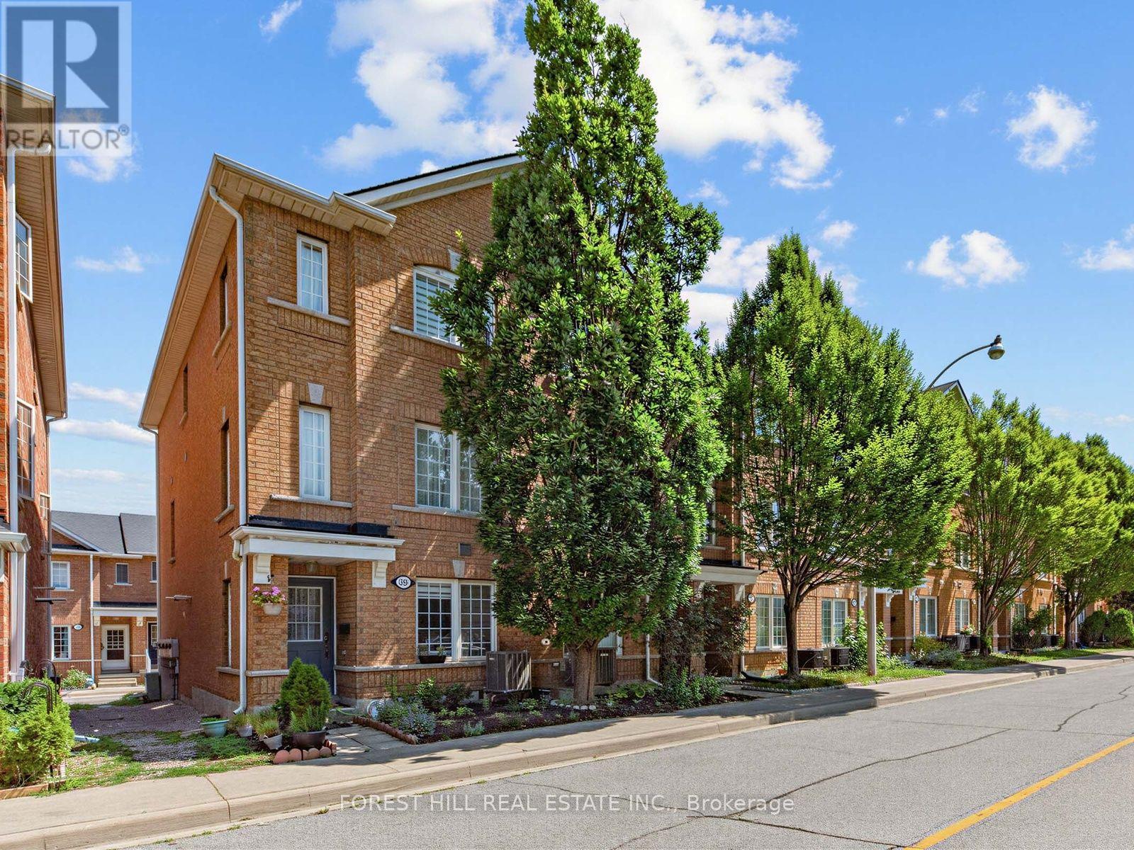 37 Birdstone Crescent, Toronto, Ontario  M6N 5H5 - Photo 4 - W13687270
