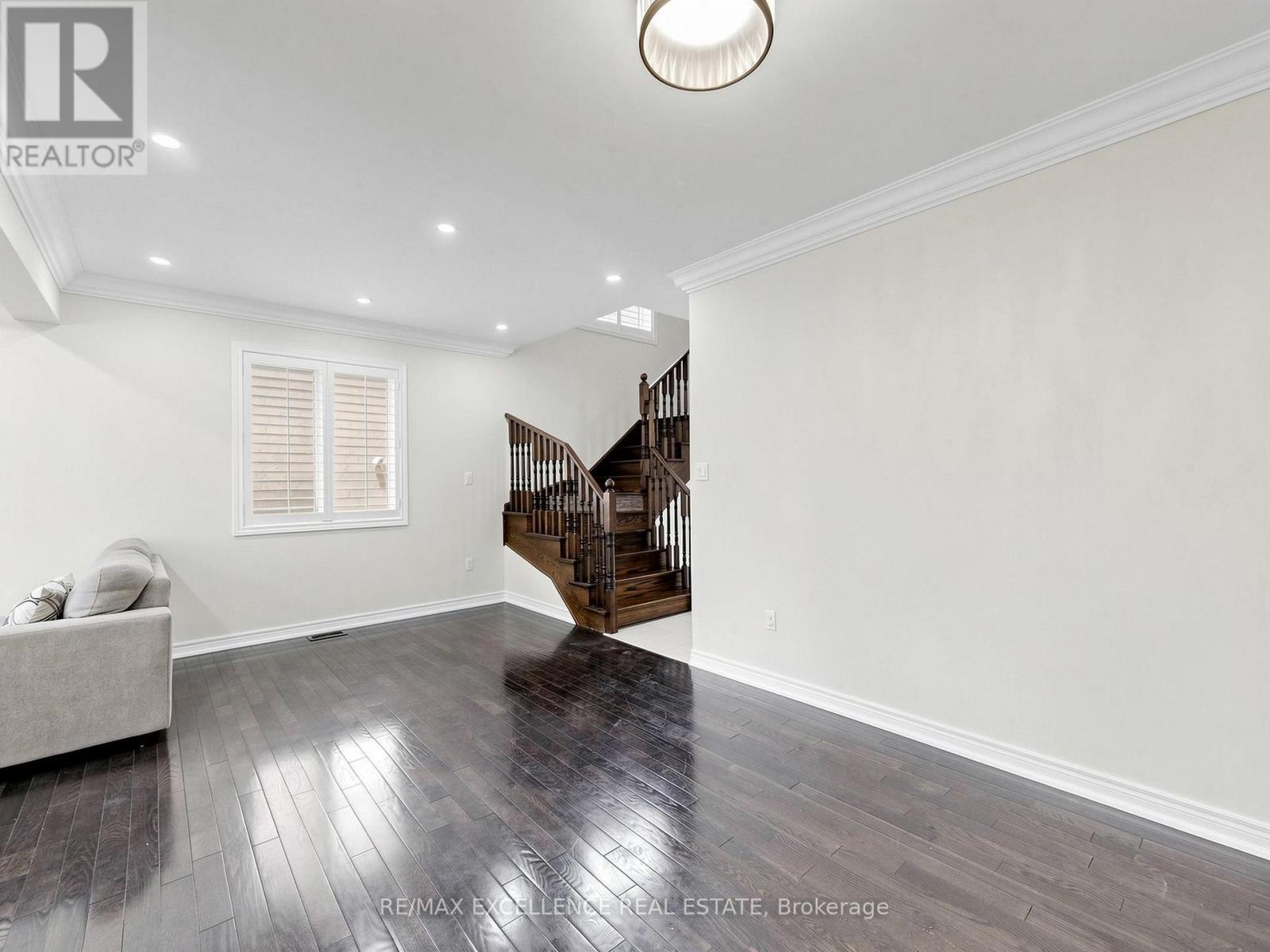 61 Campwood Crescent, Brampton, Ontario  L6P 3S8 - Photo 11 - W13687294