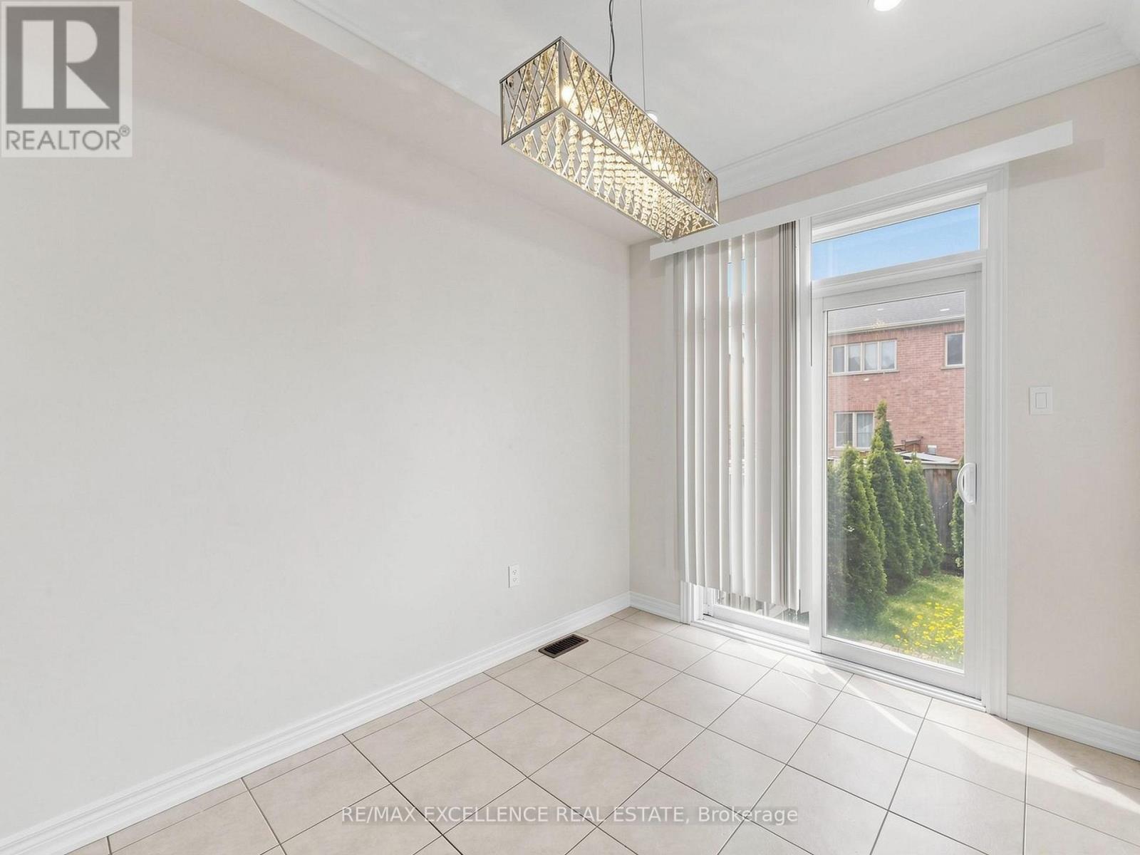 61 Campwood Crescent, Brampton, Ontario  L6P 3S8 - Photo 16 - W13687294