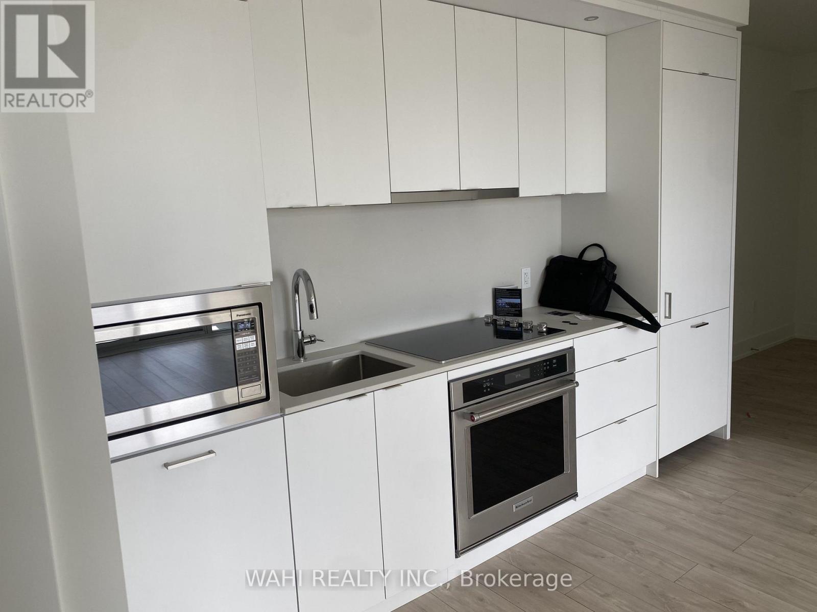838 - 858 DUPONT STREET W, Toronto, Ontario
