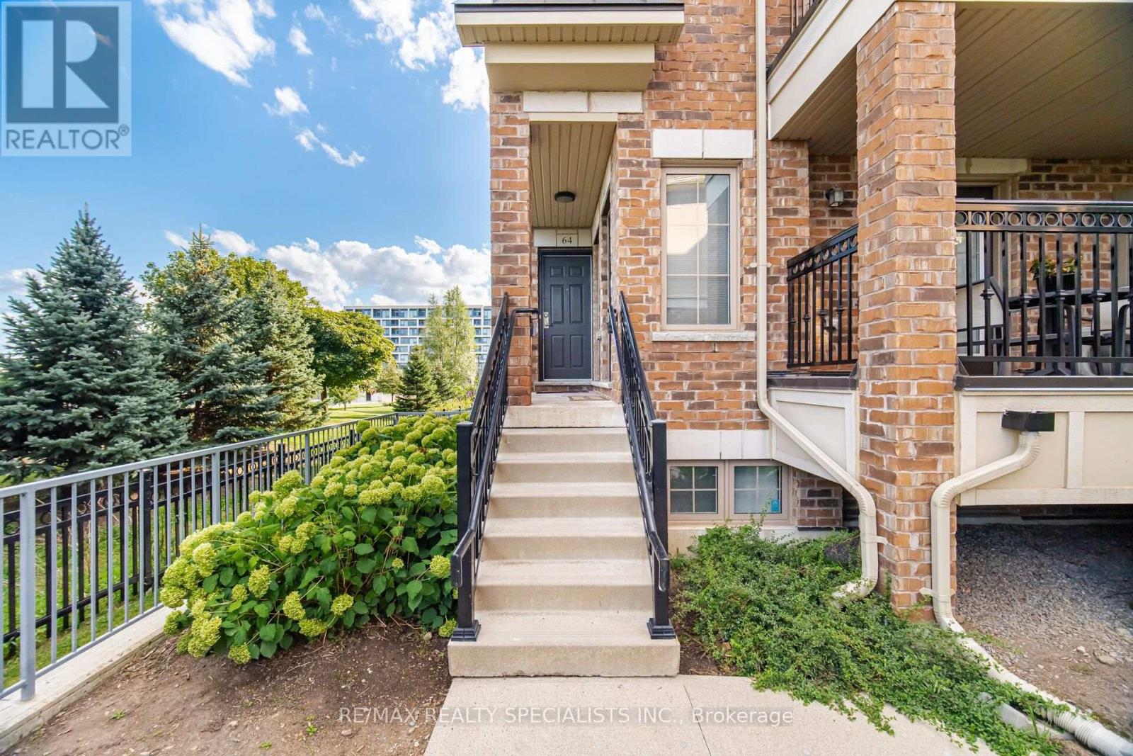 66 - 2441 Greenwich Drive, Oakville, Ontario  L6M 0S4 - Photo 2 - W13687332