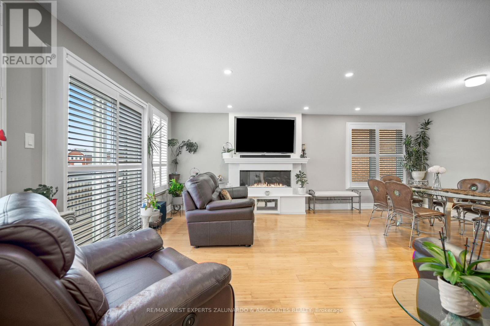 122 Philosopher's Trail, Brampton, Ontario  L6S 5C8 - Photo 5 - W13687382