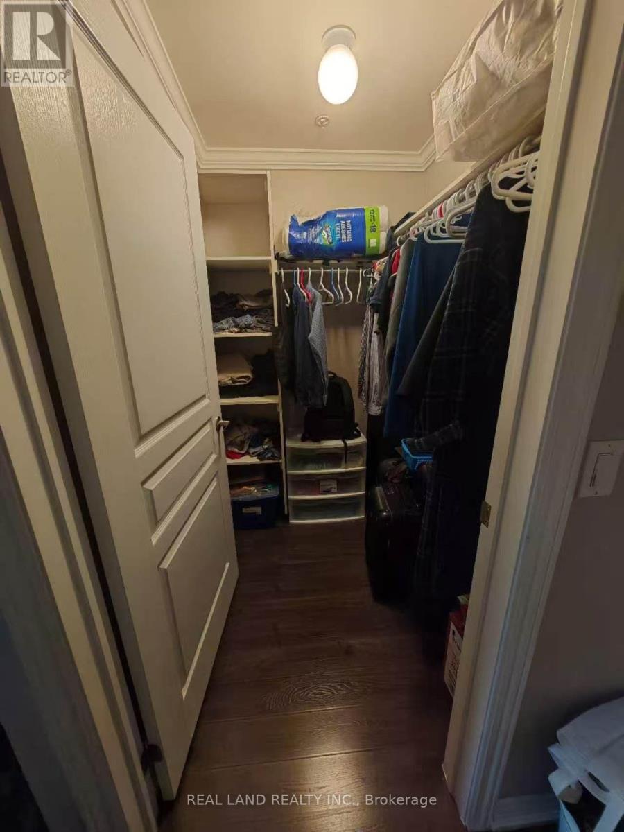 127 - 570 Lolita Gardens, Mississauga, Ontario  L5A 0A1 - Photo 11 - W13687390