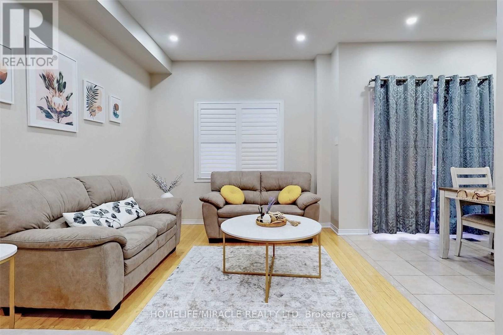 3258 Angel Pass Drive, Mississauga, Ontario  L5M 7J7 - Photo 18 - W13687424