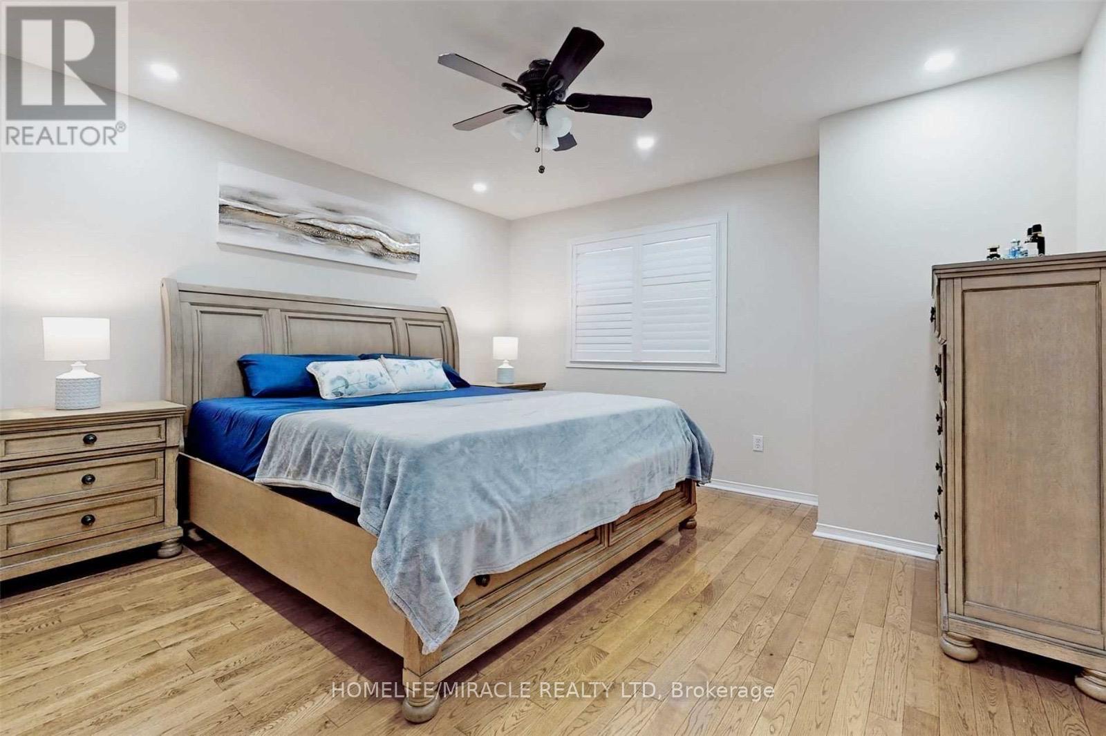 3258 Angel Pass Drive, Mississauga, Ontario  L5M 7J7 - Photo 27 - W13687424