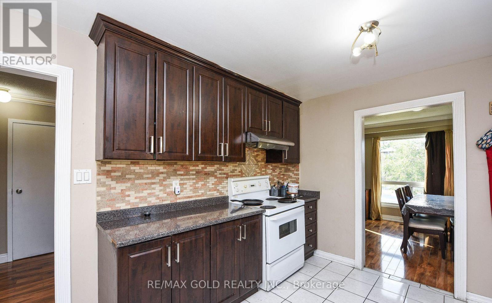 3630 Brandon Gate Drive, Mississauga, Ontario  L4T 3E5 - Photo 13 - W13687438