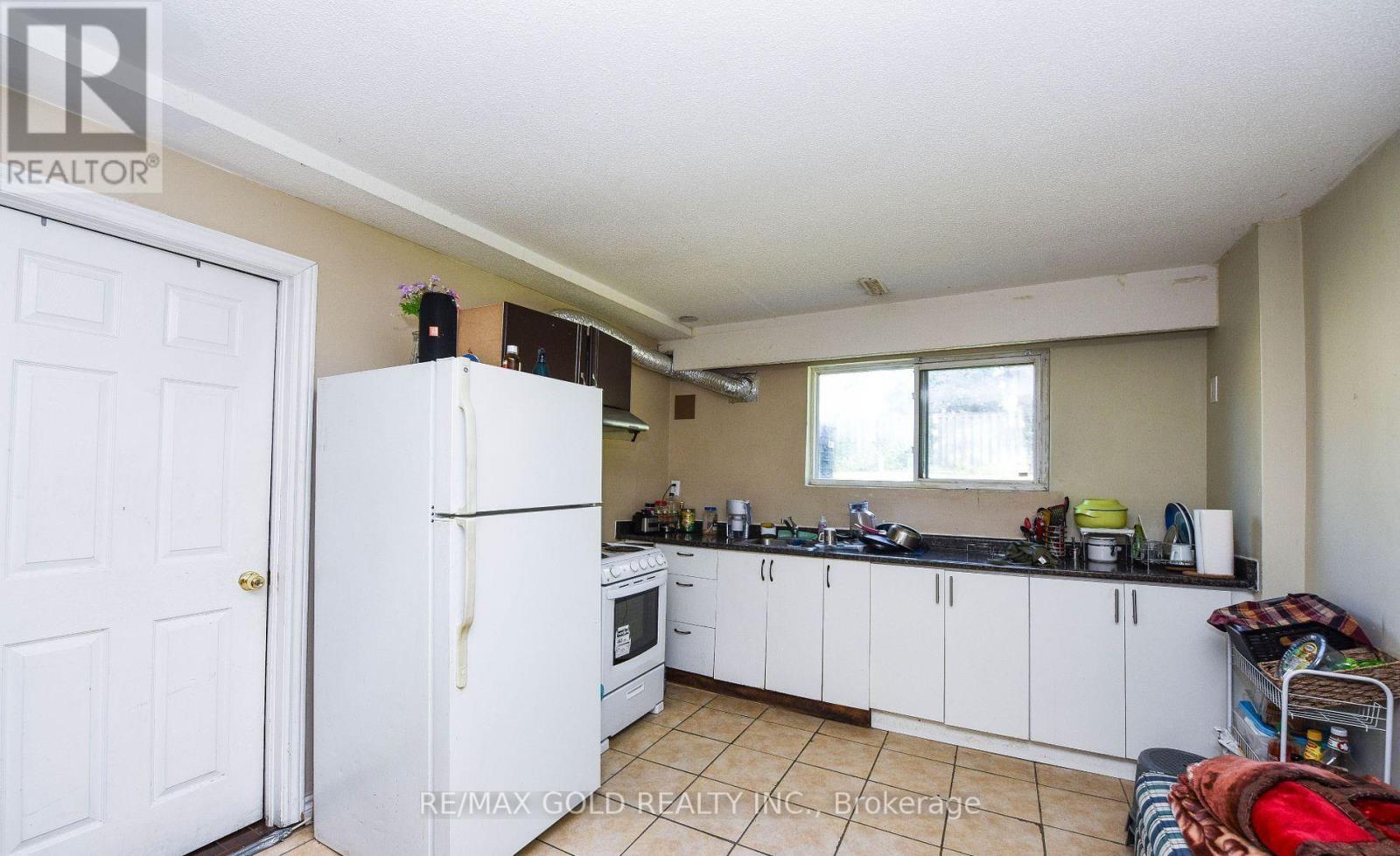 3630 Brandon Gate Drive, Mississauga, Ontario  L4T 3E5 - Photo 23 - W13687438