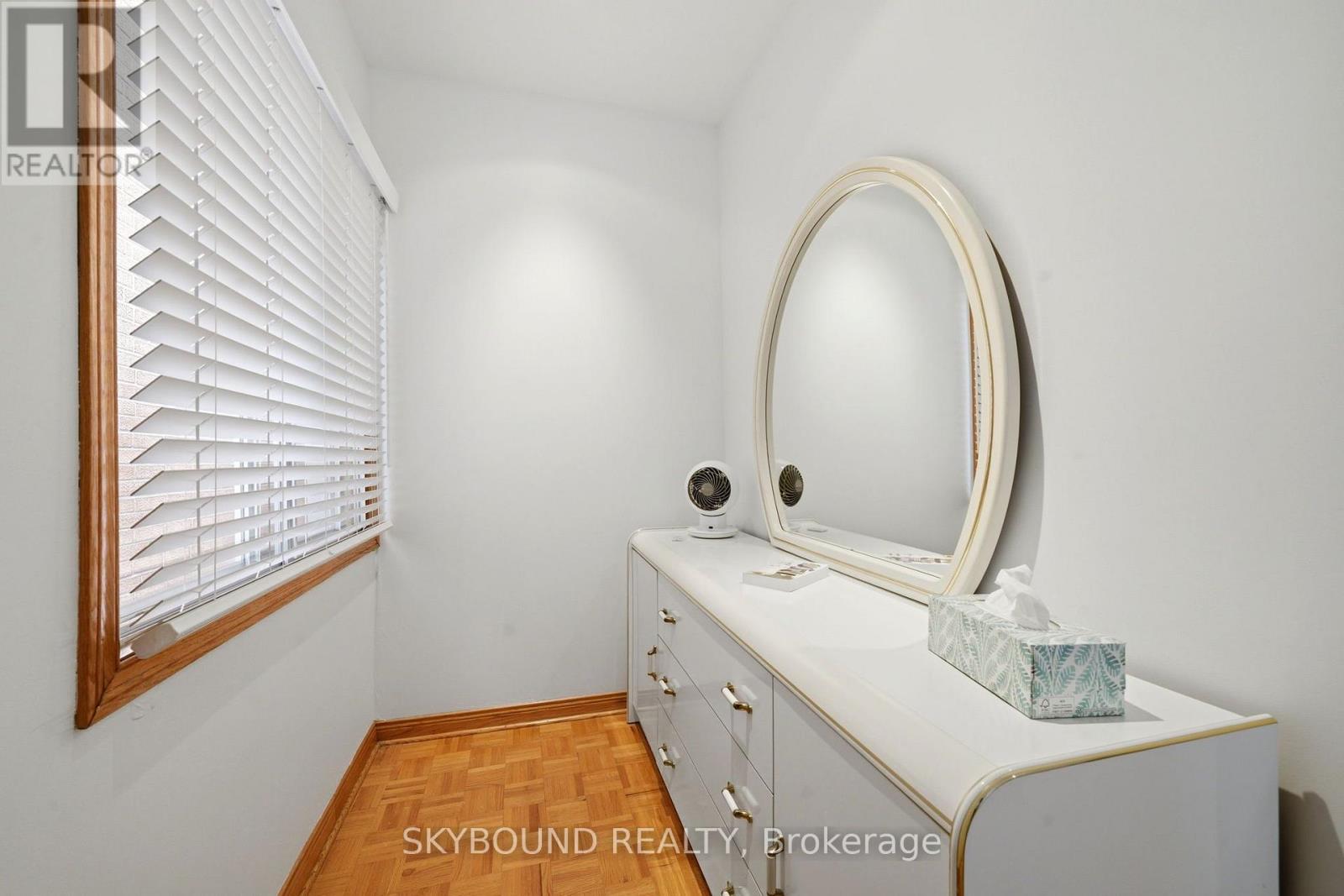 313 Silverthorn Avenue, Toronto, Ontario  M6N 3K5 - Photo 18 - W13687452