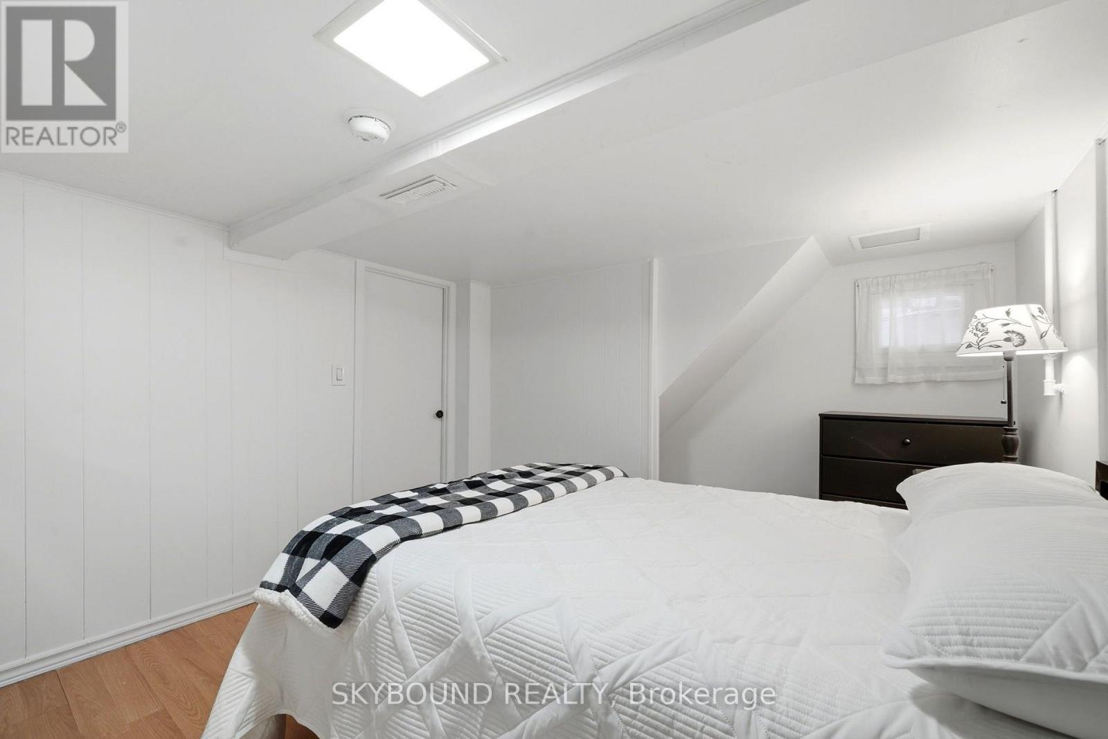 313 Silverthorn Avenue, Toronto, Ontario  M6N 3K5 - Photo 23 - W13687452