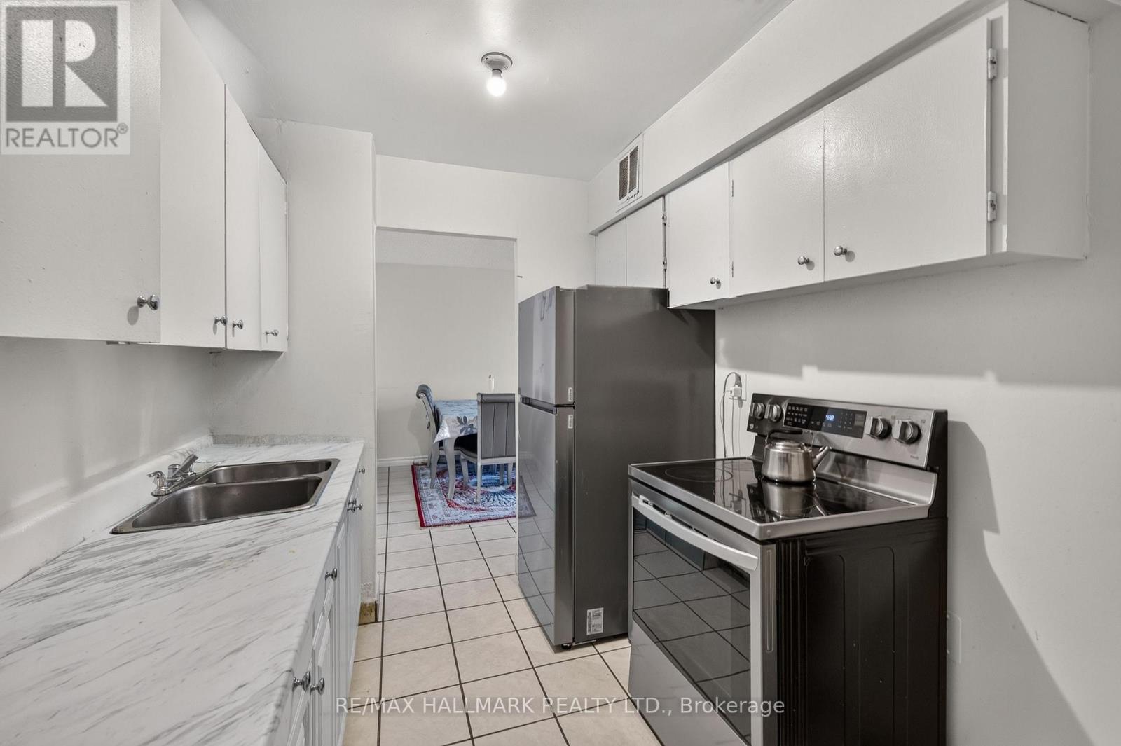 912 - 370 Dixon Road, Toronto, Ontario  M9R 1T2 - Photo 12 - W13687472