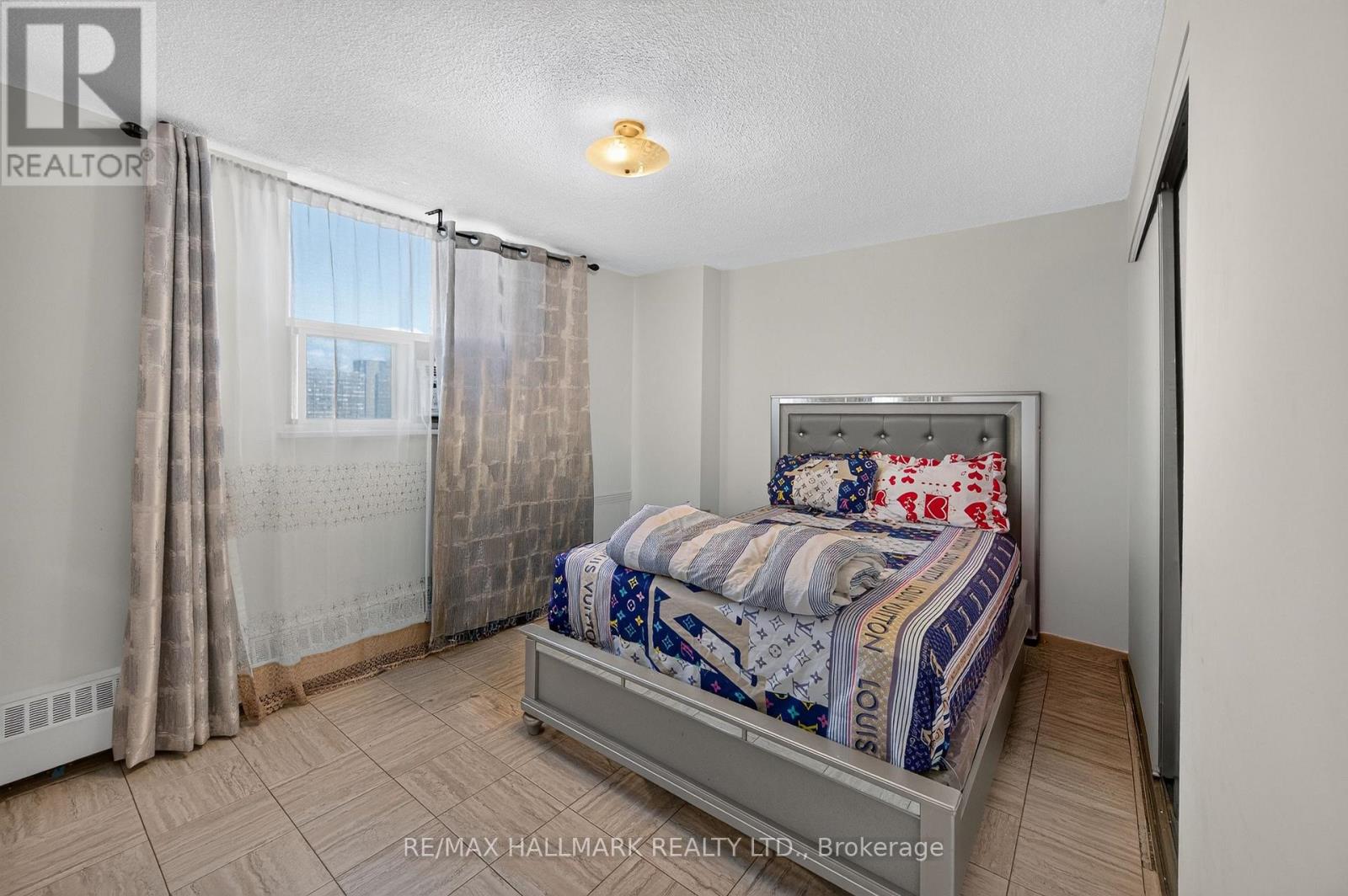 912 - 370 Dixon Road, Toronto, Ontario  M9R 1T2 - Photo 17 - W13687472