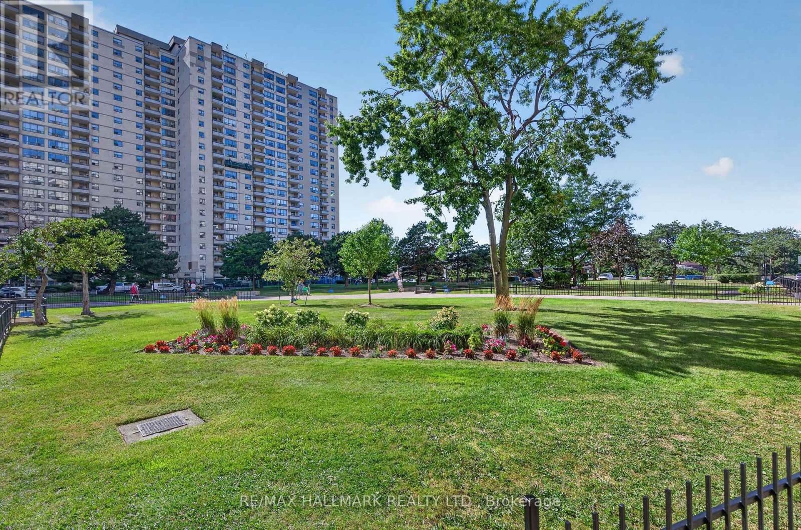 912 - 370 Dixon Road, Toronto, Ontario  M9R 1T2 - Photo 33 - W13687472