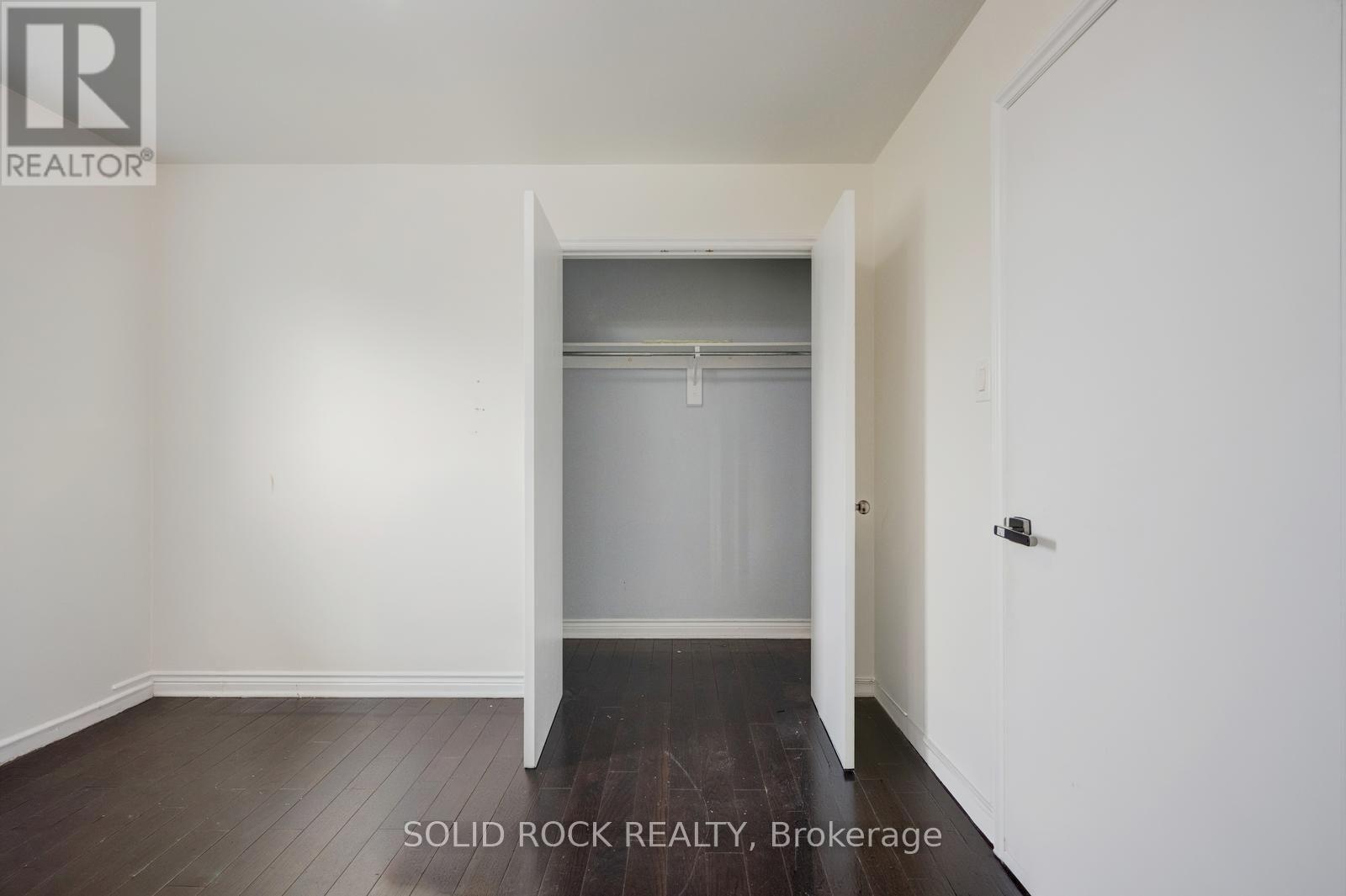 18 Maple Bush Avenue, Toronto, Ontario  M9N 1S6 - Photo 30 - W13687484