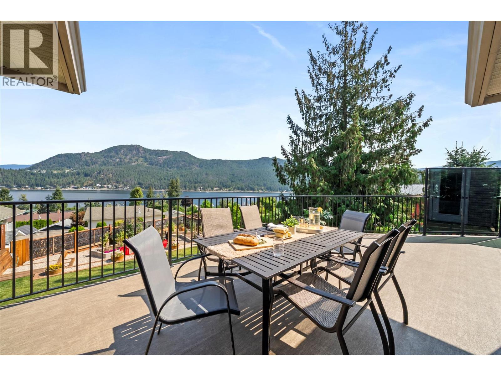 2459 Marine Place, Blind Bay, British Columbia  V0E 1H1 - Photo 19 - 10395414