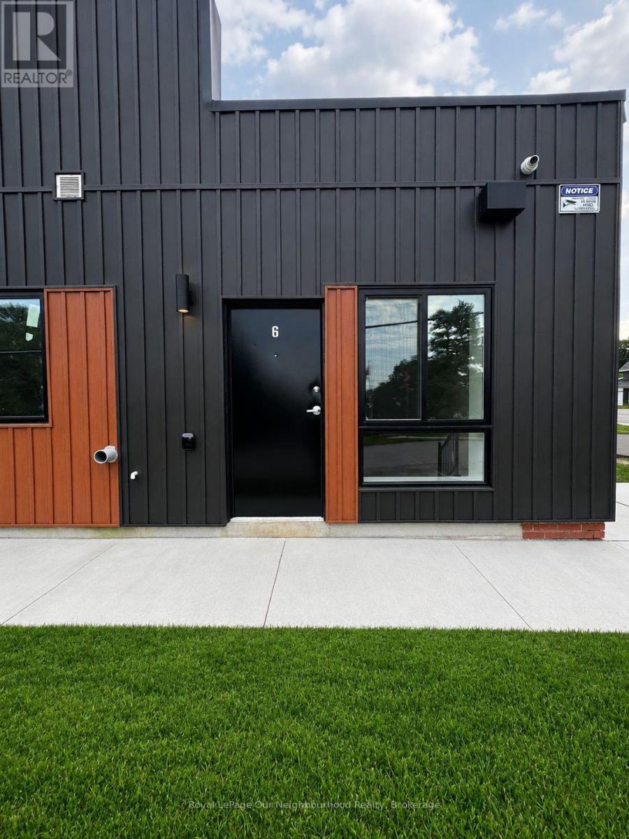 6 - 199 Pine Street, Tay, Ontario  L0K 2C0 - Photo 1 - S13675762