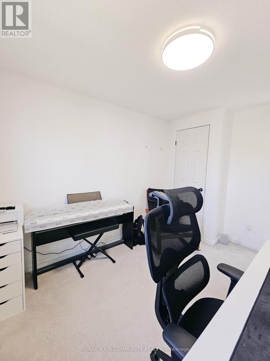 71 Highbrook Street, Kitchener, Ontario  N2E 3P3 - Photo 12 - X13687292