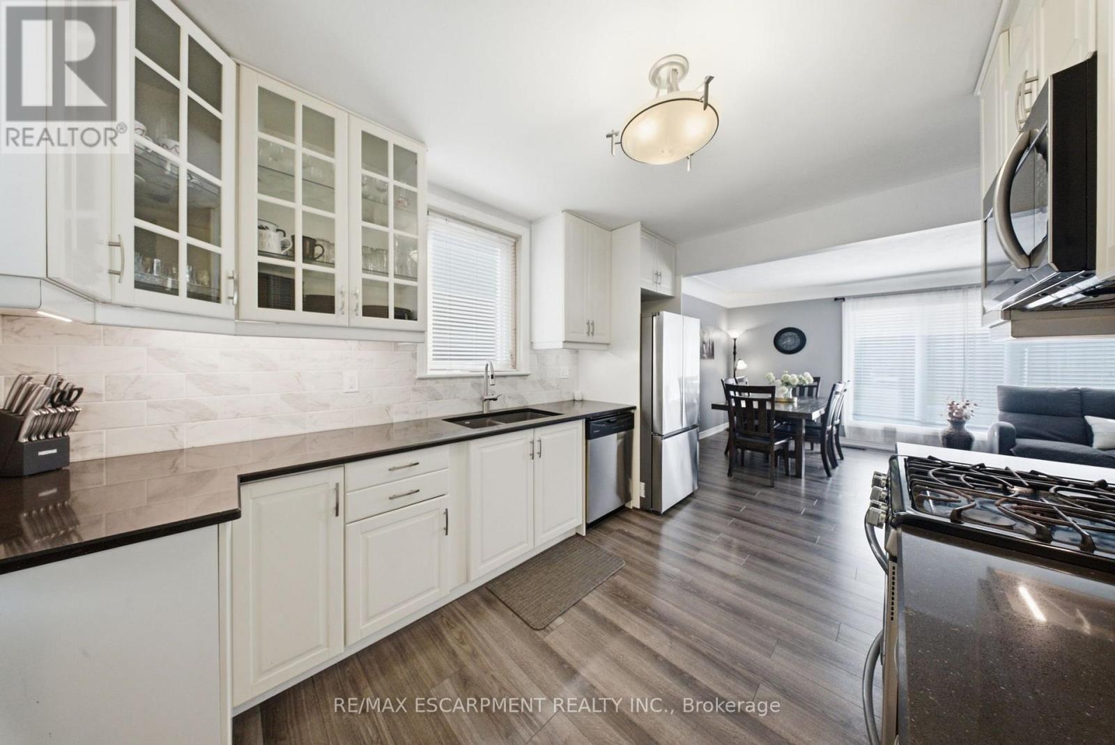203 West 31st Street, Hamilton, Ontario  L9C 5G3 - Photo 12 - X13687312