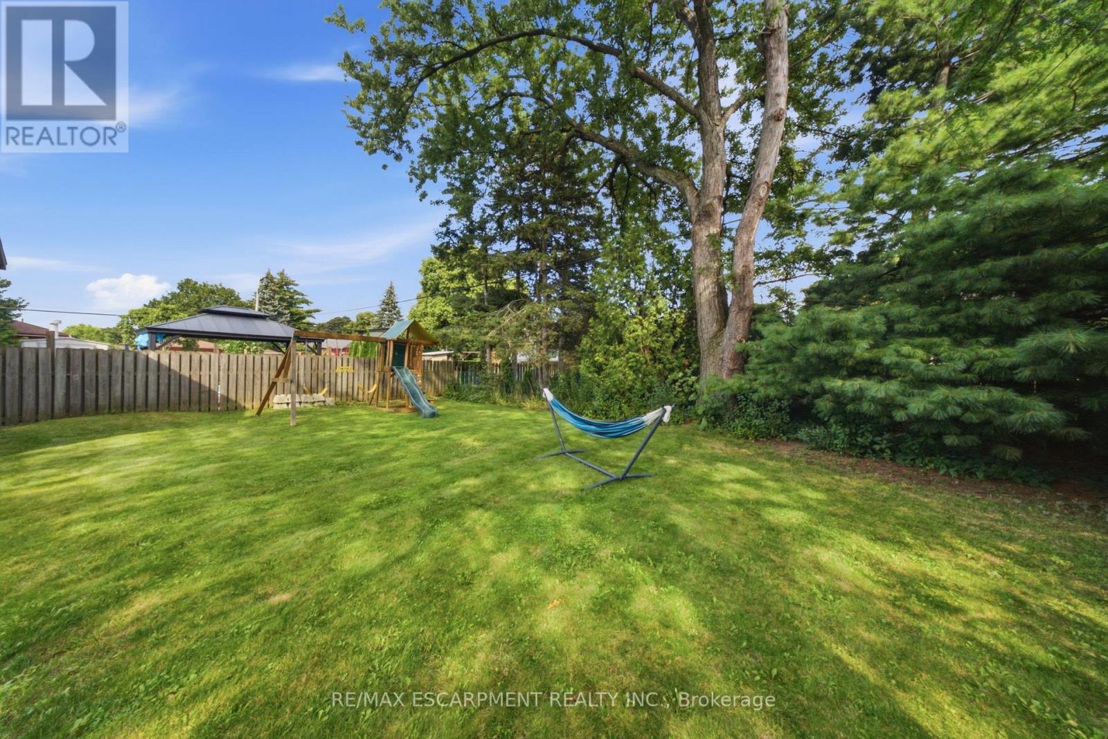 203 West 31st Street, Hamilton, Ontario  L9C 5G3 - Photo 27 - X13687312