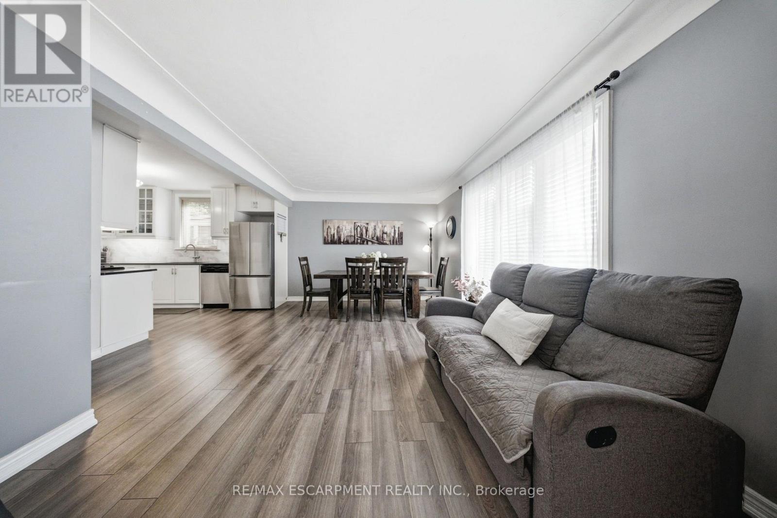203 West 31st Street, Hamilton, Ontario  L9C 5G3 - Photo 5 - X13687312