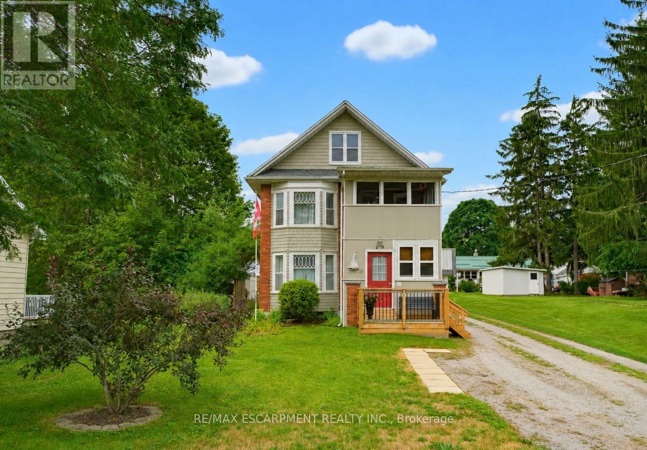 19 FIRST AVENUE, Norfolk, Ontario