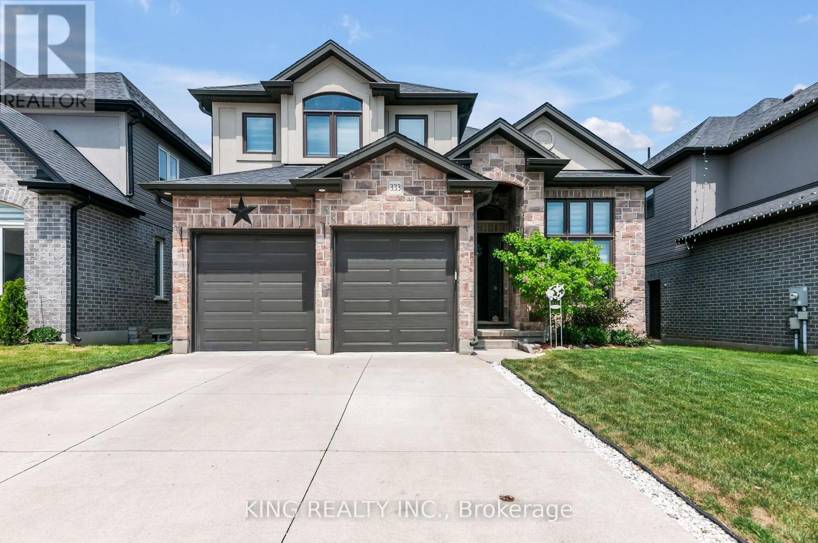 333 MASTERS DRIVE, Woodstock, Ontario