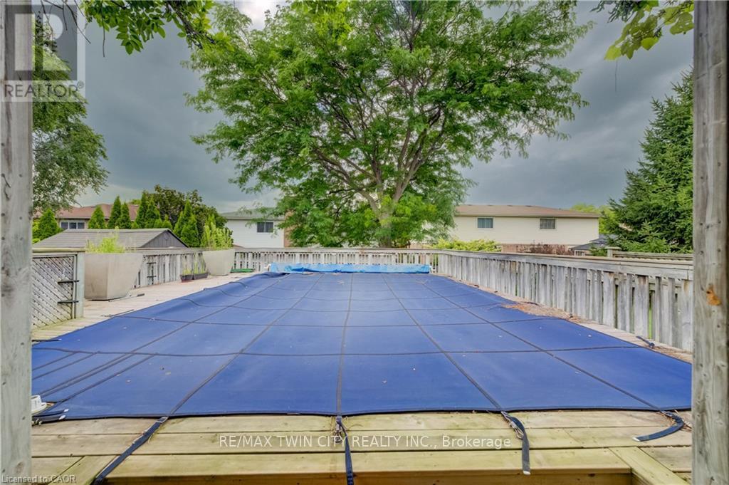 451 Burnett Avenue, Cambridge, Ontario  N1T 1L3 - Photo 34 - X13687480