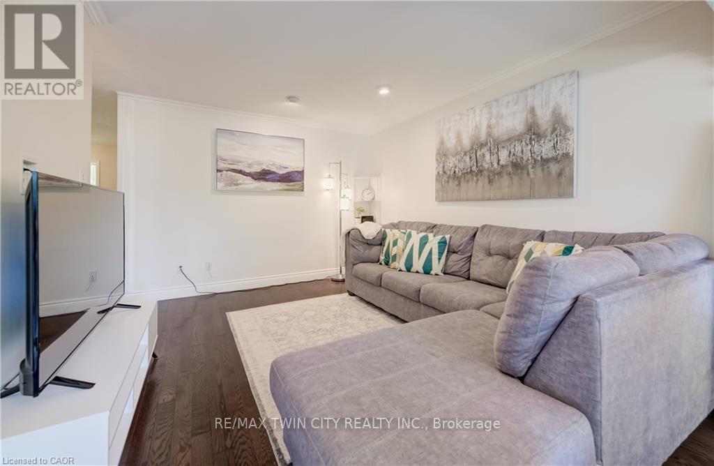 451 Burnett Avenue, Cambridge, Ontario  N1T 1L3 - Photo 8 - X13687480