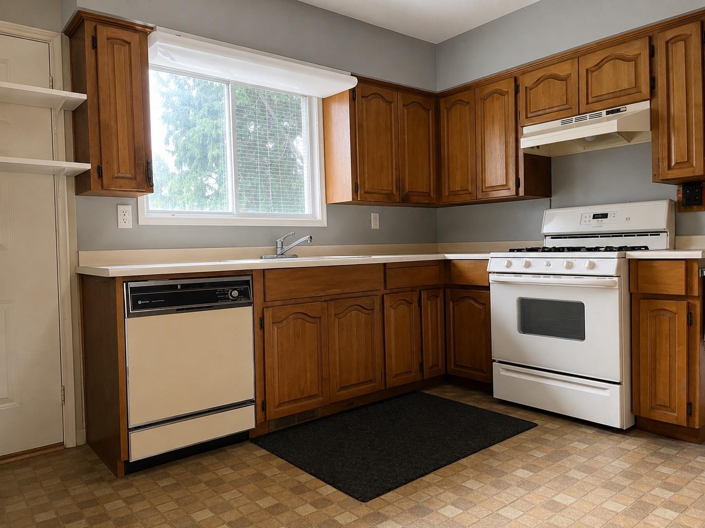 45946 Silver Avenue, Sardis East Vedder, Chilliwack, British Columbia  V2R 1Z2 - Photo 10 - R3130844