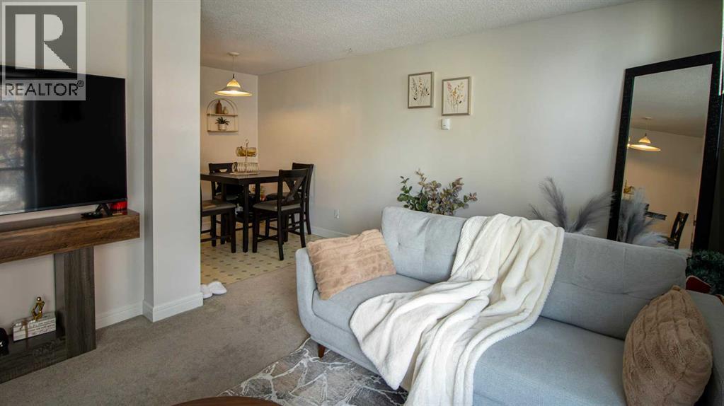 302, 1111 15 Avenue SW, Calgary, Alberta  T2R 0S5 - Photo 4 - A2314988