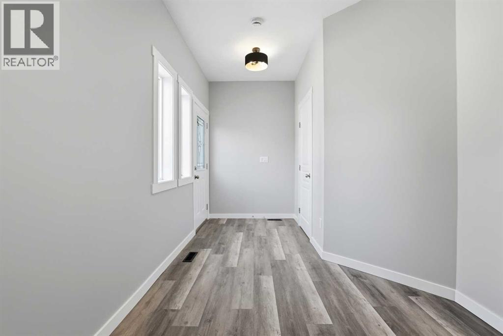 5242 51 Street, Lacombe, Alberta  T4L 1H7 - Photo 14 - A2326815