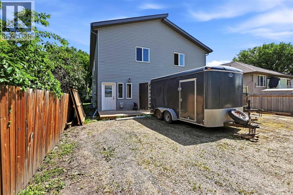 5242 51 Street, Lacombe, Alberta  T4L 1H7 - Photo 33 - A2326815