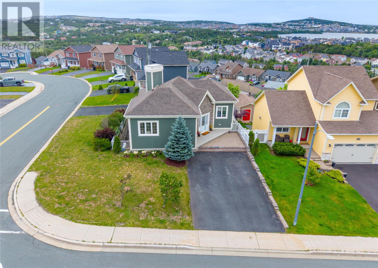 30 Sgt Donald Lucas Drive, Paradise — photo 2